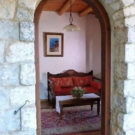 Hotel Lefkoritis Askifou Sfakia 2*